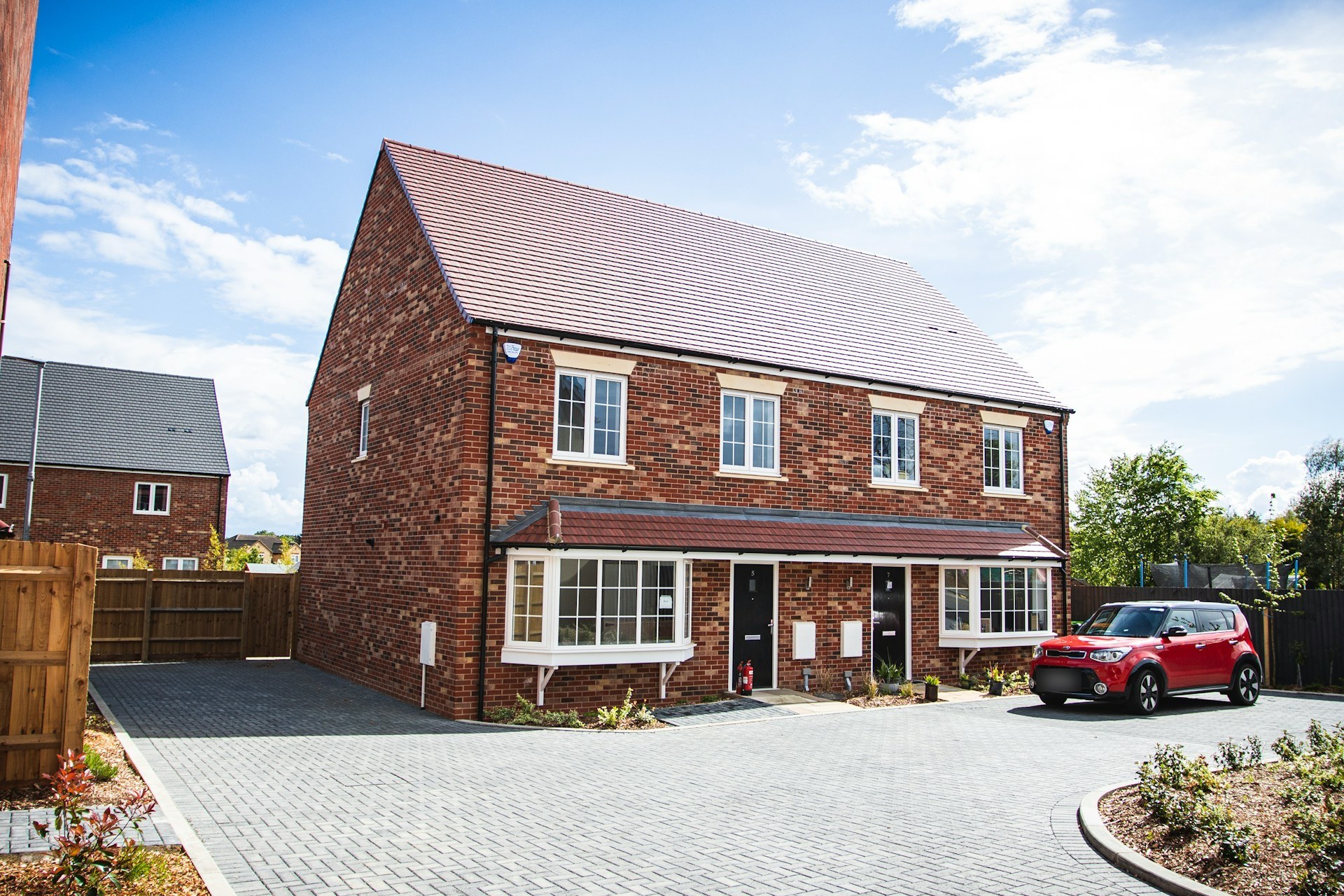 Block Paving Cleaning & Sealing on a UK home - photo 5