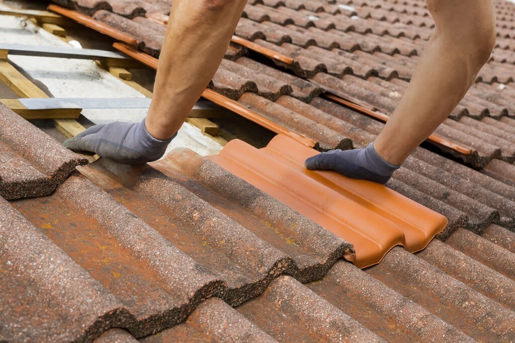 Emergency Roof Repairs on a UK home - photo 5