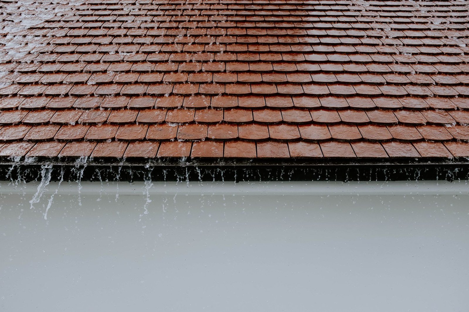 Guttering & Downpipes on a UK home - photo 2
