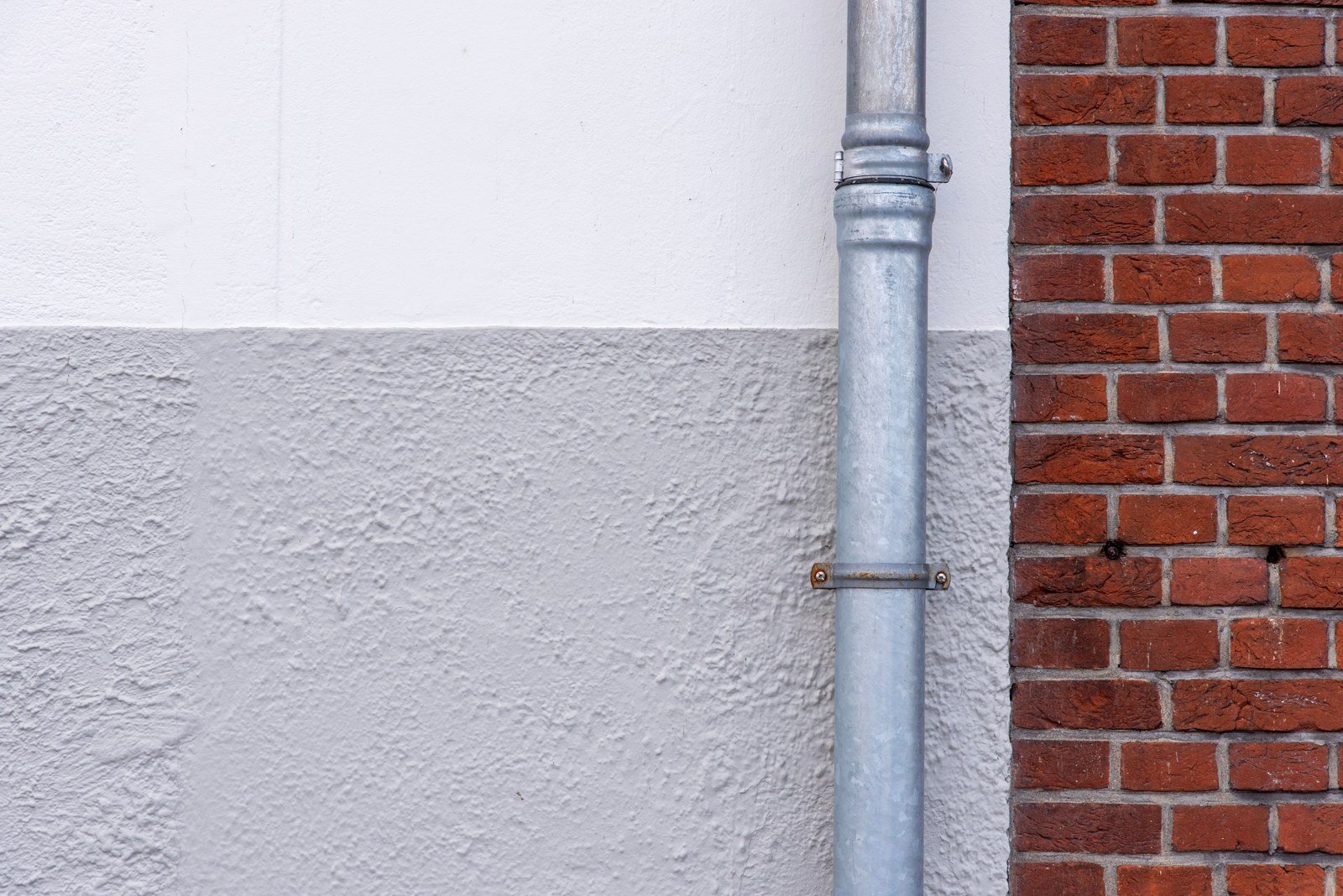 Guttering & Downpipes on a UK home - photo 4